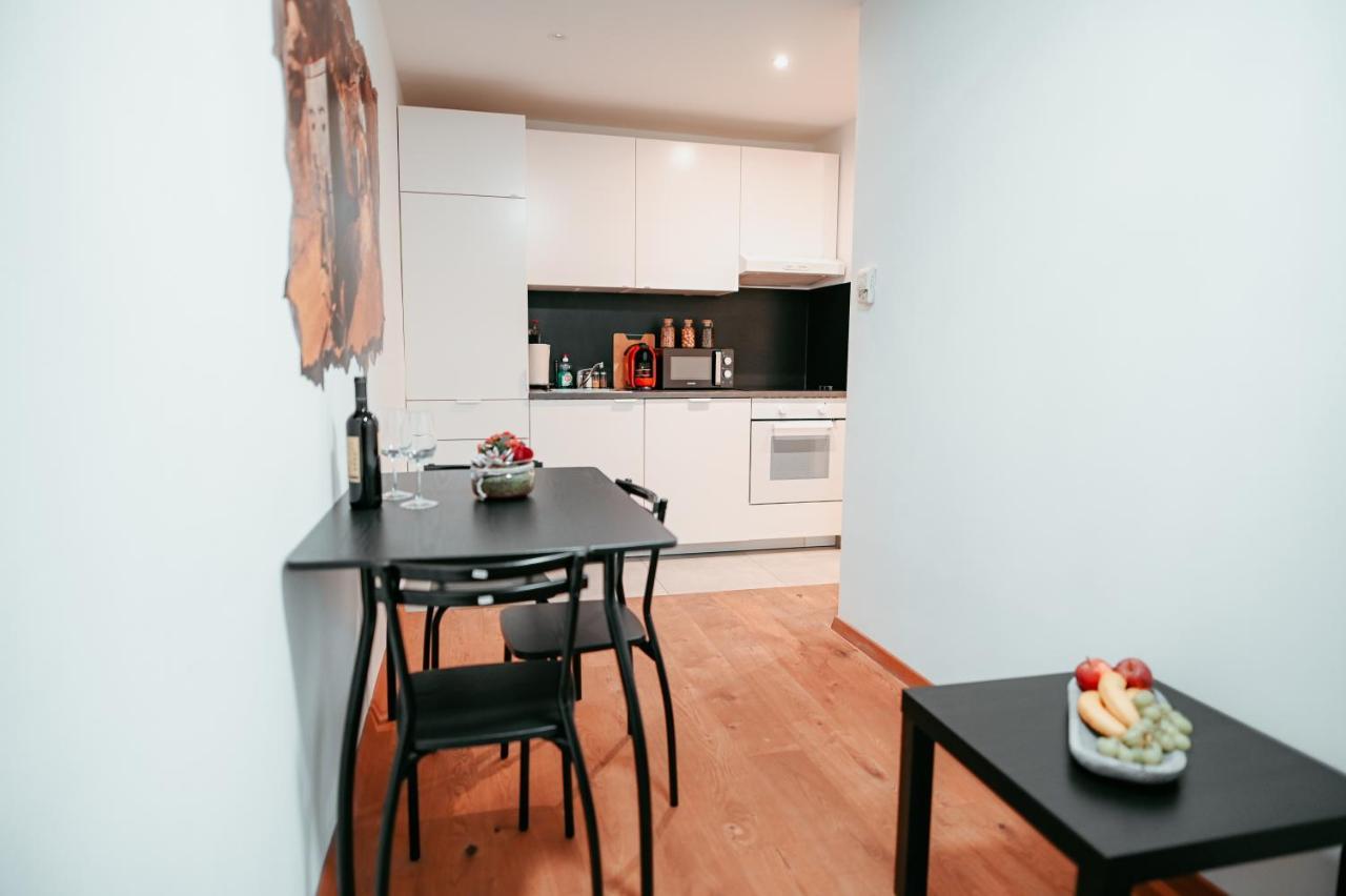 Vienna Shopping Center 6A Apartment Екстер'єр фото