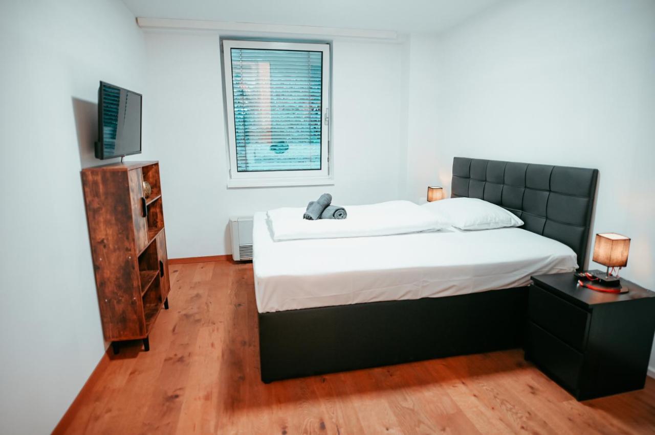 Vienna Shopping Center 6A Apartment Екстер'єр фото